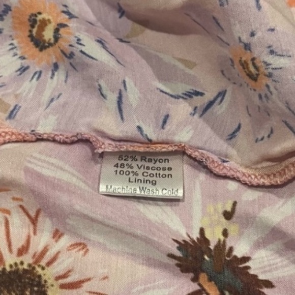 Rachel Parcell NWOT Floral Smocked Tiered Dress - Picture 7 of 7